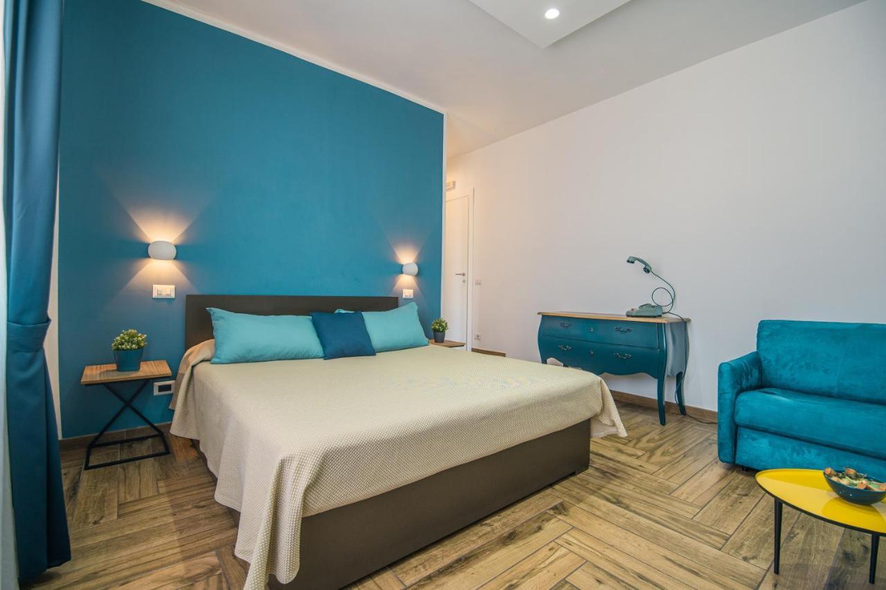 Hub Ferroviario - 12 Posti Letto Per Il Tuo Gruppo A Napoli Con Wifi E Netflix住宿加早餐旅馆 外观 照片