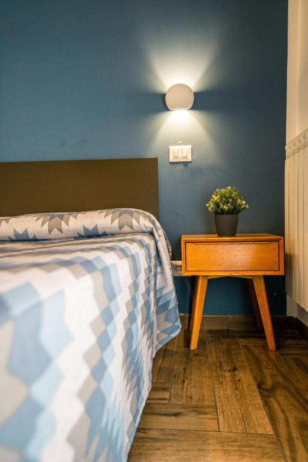 Hub Ferroviario - 12 Posti Letto Per Il Tuo Gruppo A Napoli Con Wifi E Netflix住宿加早餐旅馆 外观 照片
