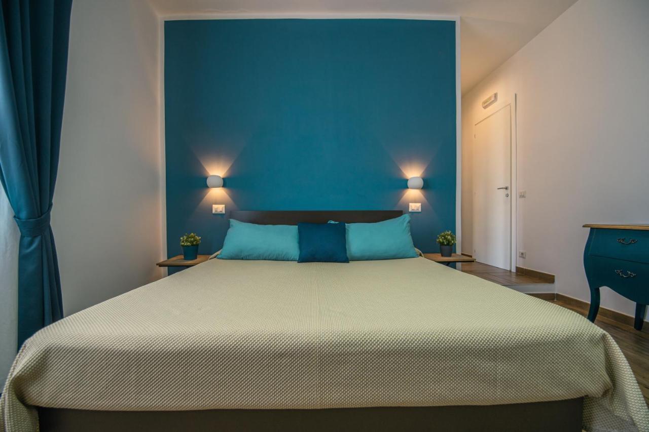 Hub Ferroviario - 12 Posti Letto Per Il Tuo Gruppo A Napoli Con Wifi E Netflix住宿加早餐旅馆 外观 照片