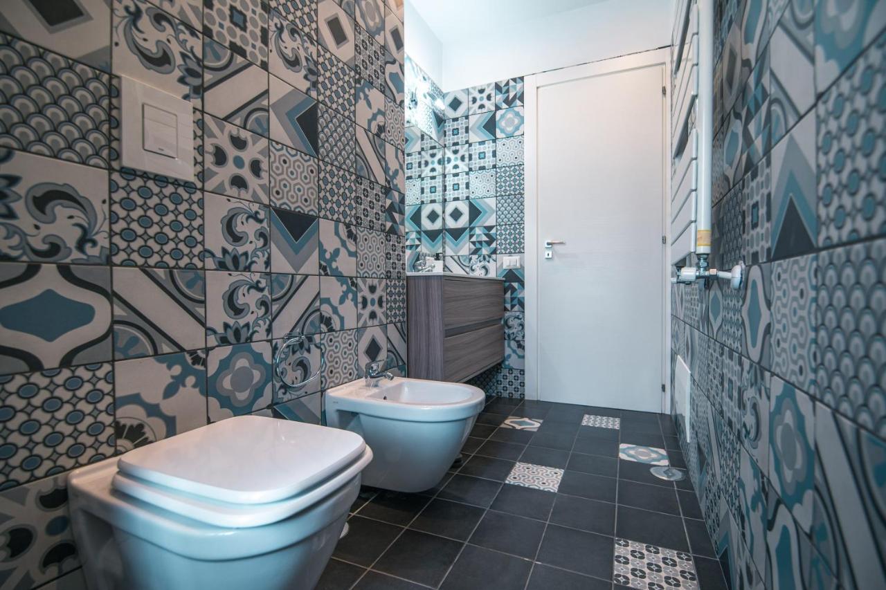 Hub Ferroviario - 12 Posti Letto Per Il Tuo Gruppo A Napoli Con Wifi E Netflix住宿加早餐旅馆 外观 照片